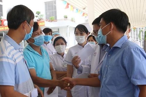 Bệnh viện Chợ Rẫy tiếp tục cử đội phản ứng nhanh số 7 chi viện 'tâm dịch' Đà Nẵng