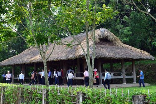 Quan tâm bảo tồn và tôn tạo các di tích lịch sử cách mạng