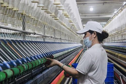 Có nên lùi thời hạn 'siết' vốn ngắn hạn cho vay trung, dài hạn?