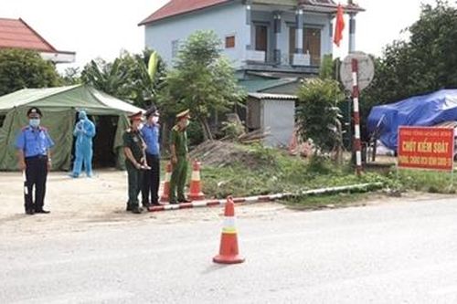 Quảng Bình lập chốt kiểm dịch trên QL1A nơi tiếp giáp Quảng Trị