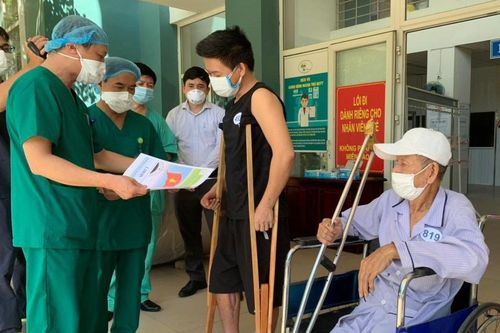 9 bệnh nhân khỏi Covid-19 ra viện