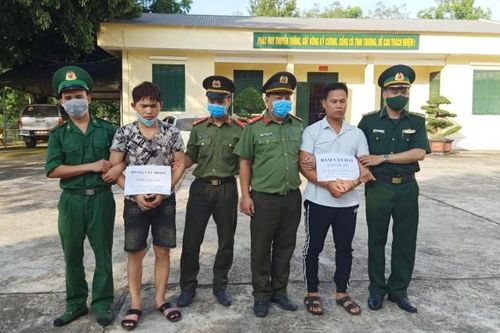 'Ăn lán, ngủ rừng' ngăn chặn xuất, nhập cảnh trái phép