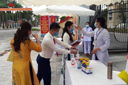 Thanh Hóa giám sát chặt những người liên quan các ca bệnh Covid-19