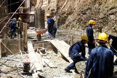 Hơn nửa thế kỷ 'lên rừng, xuống biển'