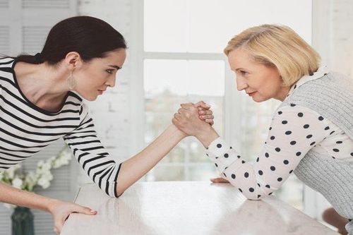 Sui gia bất đồng văn hóa