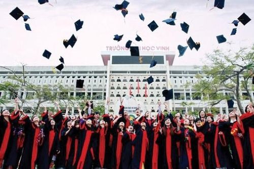 Sáp nhập không đồng nghĩa với phép cộng cơ học