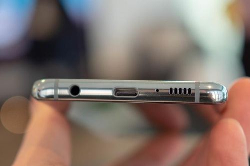 Cổng âm thanh 3.5 mm sẽ quay trở lại với smartphone của Samsung?