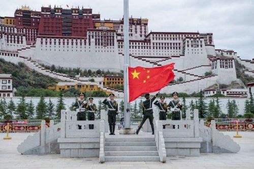 Ngoại trưởng Vương Nghị thăm Tây Tạng, 'gửi thông điệp tới Ấn Độ'