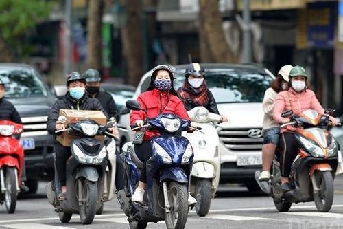 Lãnh đạo Hà Nội khuyến cáo người dân hạn chế ra đường