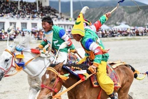 Lễ hội đua ngựa độc đáo ở Tây Tạng