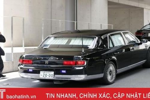 Thủ tướng Nhật Bản đến bệnh viện giữa tin đồn sức khỏe gặp vấn đề