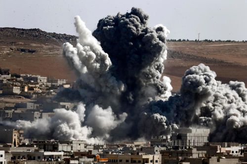 Máy bay Mỹ không kích một trạm kiểm soát quân sự của Chính phủ Syria