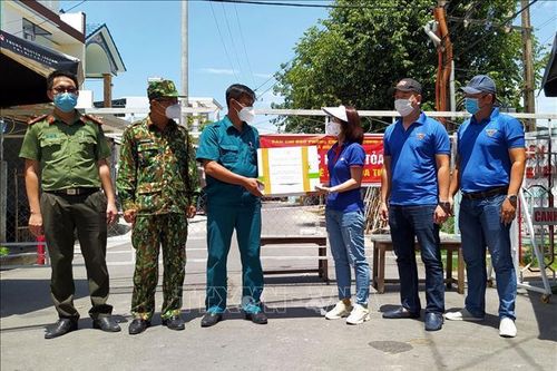 Hỗ trợ người lao động bị ảnh hưởng dịch COVID-19