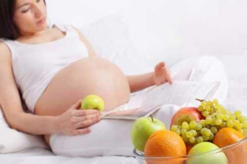 Những loại thực phẩm giúp mẹ bầu cải thiện trí nhớ, em bé sinh ra thông minh