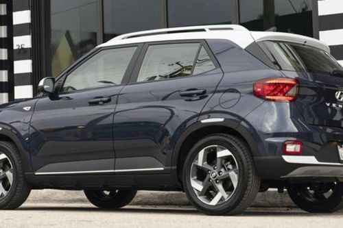 Hyundai Venue được trang bị loại hộp số sàn không cần chân côn