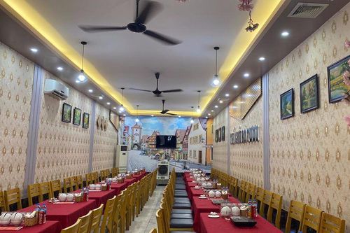 Lịch trình nam nhân viên công ty kinh doanh ô tô nhiễm COVID-19 ở Hải Dương: Đi ăn cùng 18 nhân viên, chơi game, mua sữa chua, về quê vợ