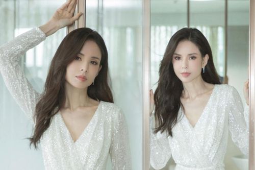 'Tiểu long nữ' Lý Nhược Đồng gây bất ngờ khi tiết lộ tuổi thật và lý do vẫn chưa lấy chồng
