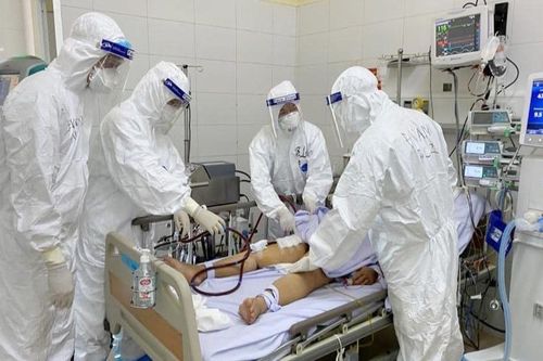Lịch trình hai giáo viên nhiễm COVID-19 ở Đà Nẵng: Người nhiều lần đến trường, người đến nhà hàng, đi chợ nhiều lần