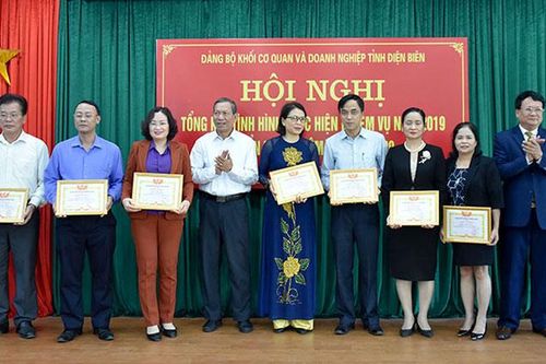 Ðổi mới, nâng cao chất lượng sinh hoạt chi bộ