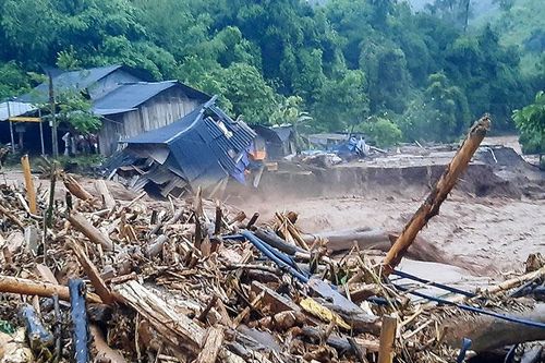 Các xã: Nà Khoa, Nậm Nhừ, Na Cô Sa bị cô lập do mưa lũ