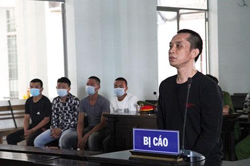 Giúp bạn đánh trả, 1 người tử vong