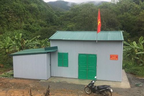 Bộ đội Biên phòng Lào Cai xây dựng kiên cố chốt kiểm soát phòng, chống dịch trên biên giới