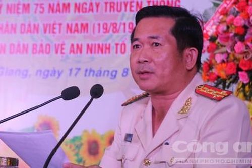 Công an An Giang gặp mặt nhân kỷ niệm 75 năm Ngày truyền thống CAND Việt Nam