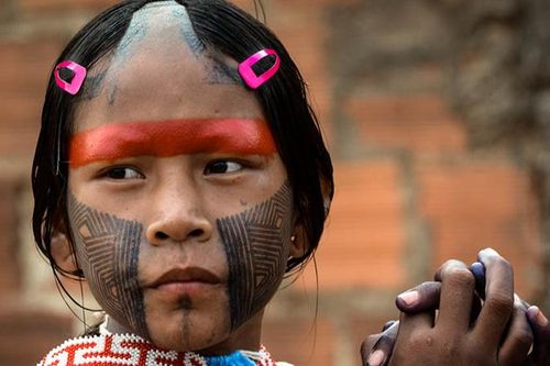 Những bộ tộc kỳ lạ nhất thế giới