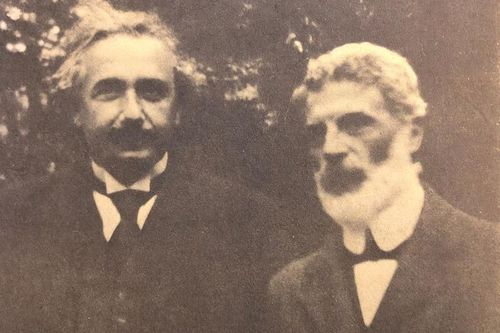 Người bạn thân nhất, viết thư suốt 50 năm với Albert Einstein là ai?