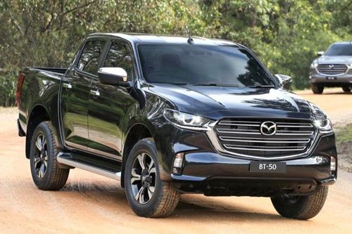Mazda BT-50 2021 ra mắt tháng 10, khung gầm và động cơ của Isuzu D-Max