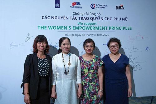 21 lãnh đạo doanh nghiệp ủng hộ nguyên tắc trao quyền cho phụ nữ