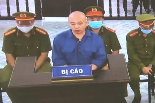 Đường 'Nhuệ' nhận 2 năm 6 tháng tù ở vụ án đánh người tại trụ sở công an