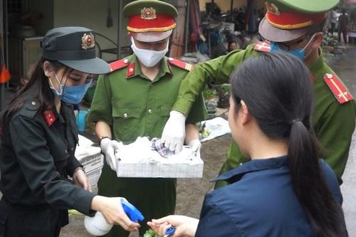 Cao Bằng: Xử phạt người không đeo khẩu trang theo quy định từ 18/8