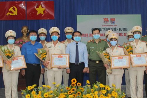 Tuyên dương 53 cán bộ, chiến sỹ CAND trẻ, giỏi, tiêu biểu 2020