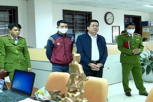 Cưỡng đoạt 100 triệu đồng của doanh nghiệp, cựu Trưởng phòng Cục thuế lĩnh 24 tháng tù