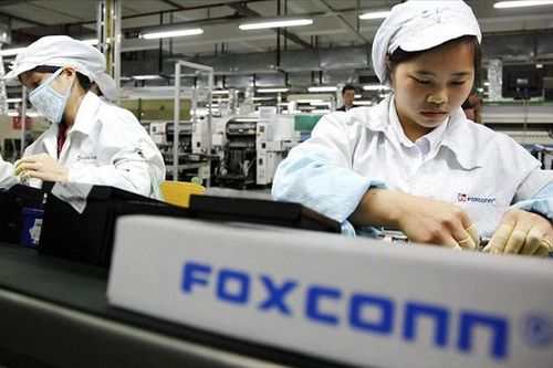Vì sao iPhone của người Mỹ lại được sản xuất ở Trung Quốc?