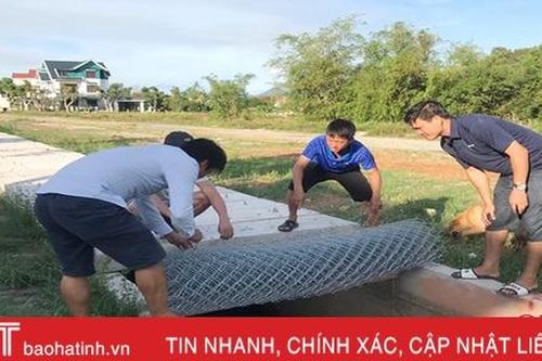 Dự án kênh thủy lợi 14 tỷ thiếu nắp đậy, người dân TX Kỳ Anh tự bỏ tiền mua lưới sắt về 'đối ứng'
