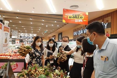 Doanh nghiệp tăng dự trữ hàng hóa, chủ động ứng phó dịch COVID-19