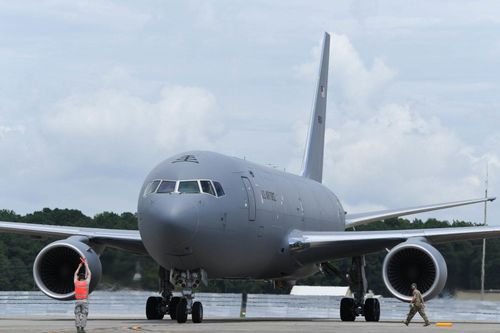 Máy bay cỡ lớn của Mỹ bất khả xâm phạm nhờ hệ thống phòng vệ tối tân