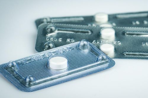 Tác dụng phụ của thuốc tránh thai khẩn cấp là gì?