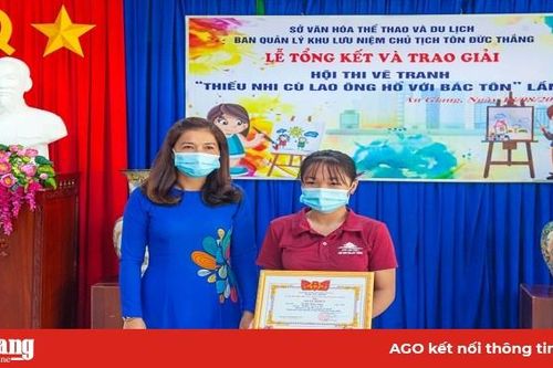 Trao giải Hội thi vẽ tranh 'Thiếu nhi cù lao Ông Hổ với Bác Tôn'