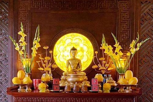 Căn hộ chung cư nhỏ, có nên thờ Phật?