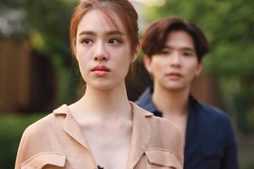 Đến nhà đưa tài liệu cho người yêu, chính tai tôi được nghe kể một chuyện động trời, sốc nhất vẫn là xuất thân của đứa trẻ 7 tuổi trong nhà anh