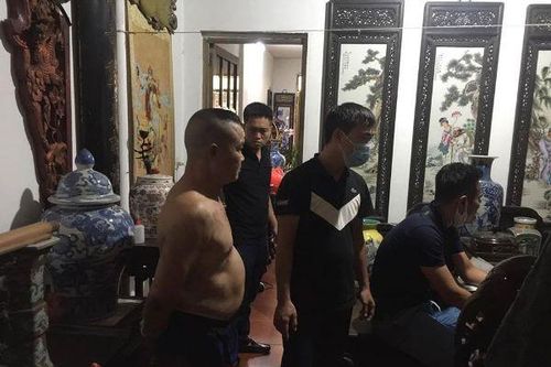 Triệt phá nhiều ổ nhóm tội phạm hình sự trong mùa Covid-19