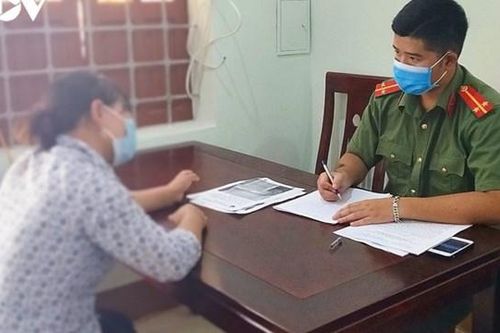 Đăng tin sai sự thật về dịch Covid-19 để bán khẩu trang, bị phạt