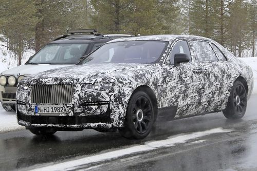 Rolls-Royce Ghost 2021 có hơn 100 kg vật liệu cách âm