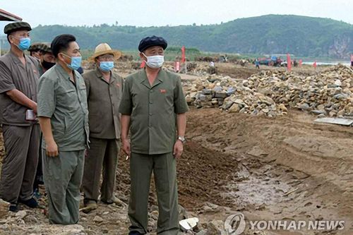 Tân thủ tướng Triều Tiên xuất hiện lần đầu sau nhậm chức