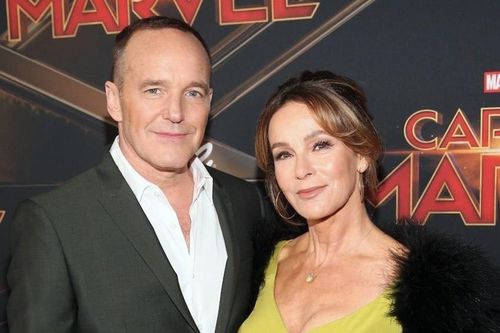 Nam diễn viên 'Avengers' ly hôn vợ sau 19 năm chung sống
