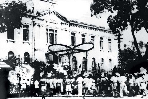 Tổng khởi nghĩa Cách mạng tháng Tám năm 1945