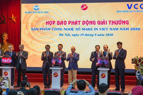 Bộ TT&TT phát động Giải thưởng 'Sản phẩm công nghệ số Make in Việt Nam'